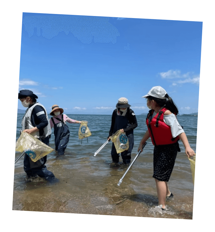 みんなで琵琶湖のゴミ集め